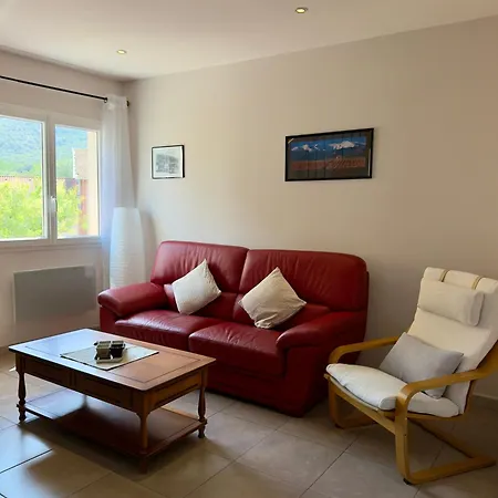 Maison Classee 3 Etoiles Avec Garage Et 2 Terrasses *
